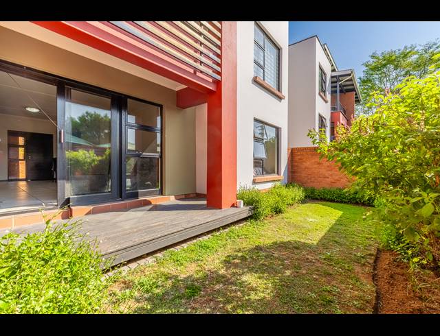 2 BEDROOM APARTMENT FOR SALE IN DOUGLASDALE